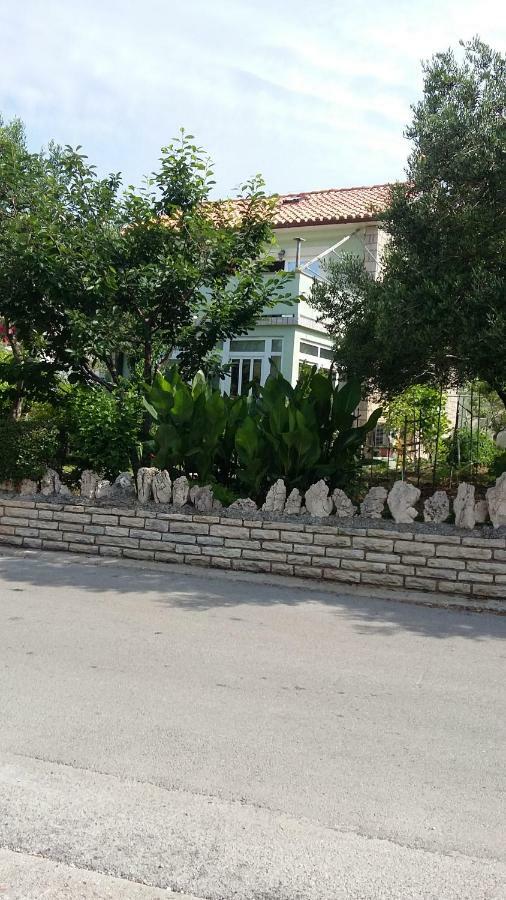 Apartment Banjol744