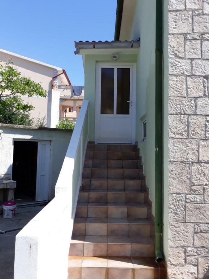 Apartment Banjol744 *